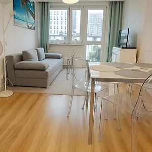 apartament-akwamaryna.gdanskhotel.org/